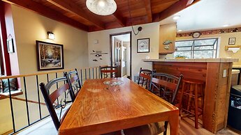 Snowflower 81 Mountain Rustic with Great Complex Amenities, On The Shu