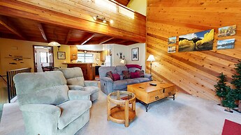 Snowflower 81 Mountain Rustic with Great Complex Amenities, On The Shu