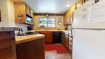 Snowflower 81 Mountain Rustic with Great Complex Amenities, On The Shu