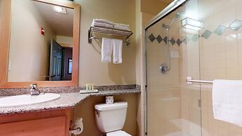 Sunstone 106 Comfortable Apartment with Great Complex Amenities close 