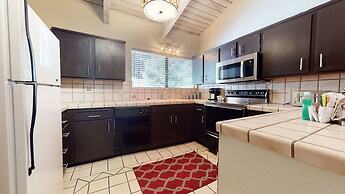 Mammoth West 106 Spacious Condo Just A Short Walk to Canyon Lodge by R