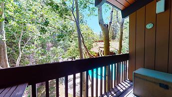 Mammoth West 106 Spacious Condo Just A Short Walk to Canyon Lodge by R