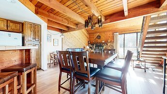 Snowflower 68 Spacious End Unit With Great Complex Amenities, Quiet Lo