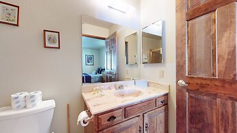 Snowflower 68 Spacious End Unit With Great Complex Amenities, Quiet Lo