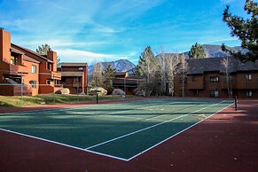 Snowflower 68 Spacious End Unit With Great Complex Amenities, Quiet Lo