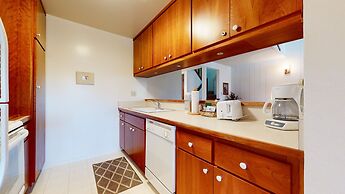 Discovery 4 104 Pet-Friendly Rustic Mountain Cabin, Close to Canyon Lo