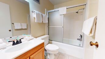 Chateau de Montagne 29 Updated and Spacious with Private Washer Dryer,