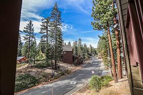 Val DIsere 6 Pet-Friendly Mountain Rustic Spacious Condo only Short Wa