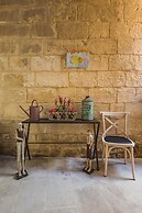 Talbot and Bons Boutique Bed & Breakfast