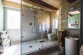 Talbot and Bons Boutique Bed & Breakfast