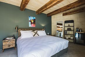 Talbot and Bons Boutique Bed & Breakfast