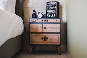 Talbot and Bons Boutique Bed & Breakfast