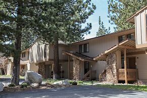 Villa de los Pinos 16 Rustic, Pet-Friendly with Gorgeous Mountain View