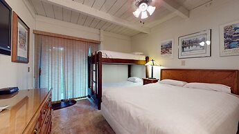 Villa de los Pinos 16 Rustic, Pet-Friendly with Gorgeous Mountain View