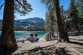 Horizons 4 150 Mountain Rustic, Walk To Shops and Restaurants, On Shut