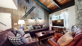 Horizons 4 150 Mountain Rustic, Walk To Shops and Restaurants, On Shut