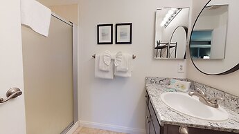 Horizons 4 150 Mountain Rustic, Walk To Shops and Restaurants, On Shut