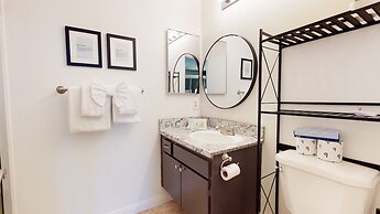 Horizons 4 150 Mountain Rustic, Walk To Shops and Restaurants, On Shut