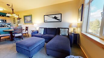 Sunstone 127 Modern Condo At Sunstone Lodge with Great Complex Ameniti