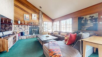 Sierra Megeve 8 Cozy Yet Spacious Condo, Just A Short Walk To Canyon L
