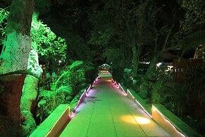 Gujarat Bhavan Hotel