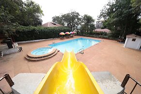 Gujarat Bhavan Hotel