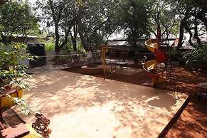 Gujarat Bhavan Hotel