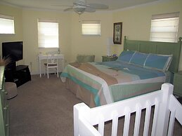 Windancer Cottages by Crystal Waters