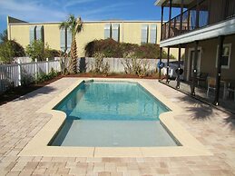 Windancer Cottages by Crystal Waters