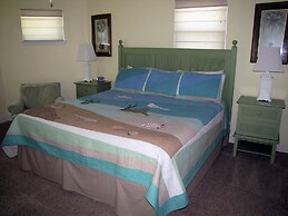 Windancer Cottages by Crystal Waters