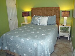 Windancer Cottages by Crystal Waters