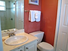 Windancer Cottages by Crystal Waters