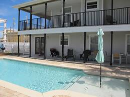 Windancer Cottages by Crystal Waters