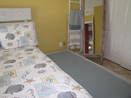 Windancer Cottages by Crystal Waters