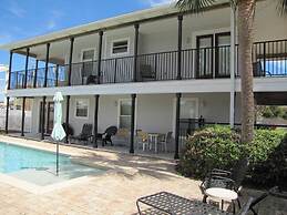 Windancer Cottages by Crystal Waters