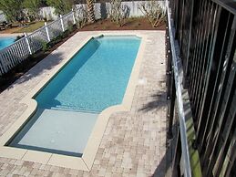 Windancer Cottages by Crystal Waters