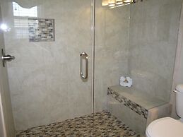 Windancer Cottages by Crystal Waters