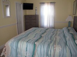 Windancer Cottages by Crystal Waters