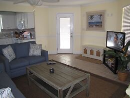 Windancer Cottages by Crystal Waters