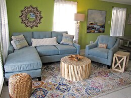 Windancer Cottages by Crystal Waters