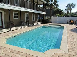 Windancer Cottages by Crystal Waters