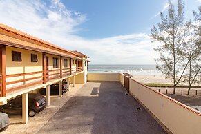 Black Point Beach Club