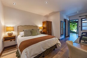 Casa Faustina Boutique Hotel