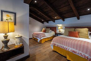 Casa Faustina Boutique Hotel