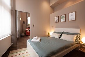 Emperors Gate Residence by Allô Housing