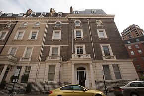 Emperors Gate Residence by Allô Housing