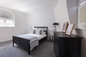 Emperors Gate Residence by Allô Housing