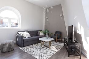 Emperors Gate Residence by Allô Housing