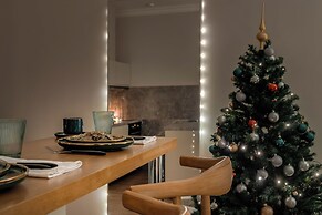 Louren Apartments
