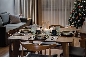 Louren Apartments